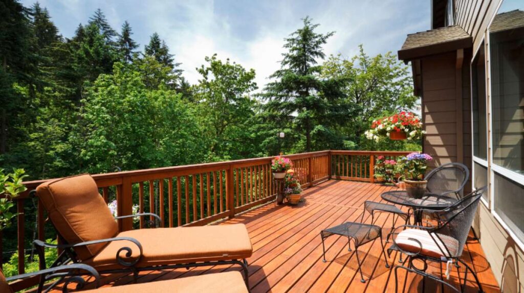 Deckorators Decking