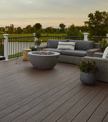 SLEEK. STRONG. SMART: PVC DECKING INSTALLATION SERVICES FOR MODERN SPACES