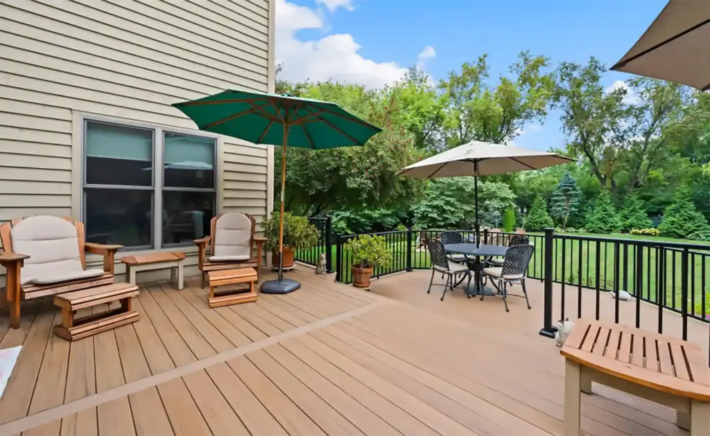 PVC DECKING DESIGNED TO ENDURE MADISON’S CLIMATE