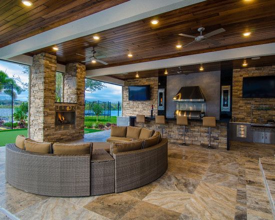 Outdoor Kitchen & Outdoor Bar
